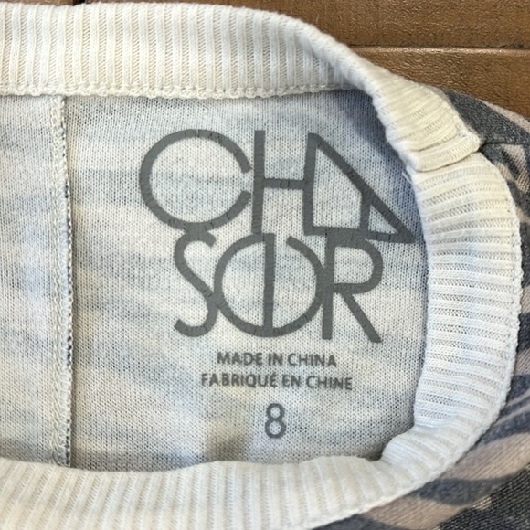 Chaser animal print crewneck sweatshirt girls 8 - Picture 3 of 5